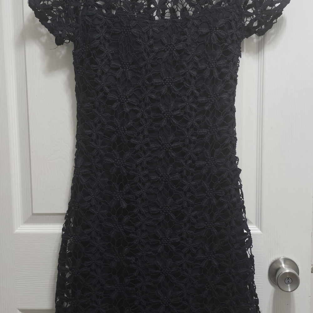 navy lace crochet Hollister dress size 0, lined, short sleeve mini, Y2K inspired